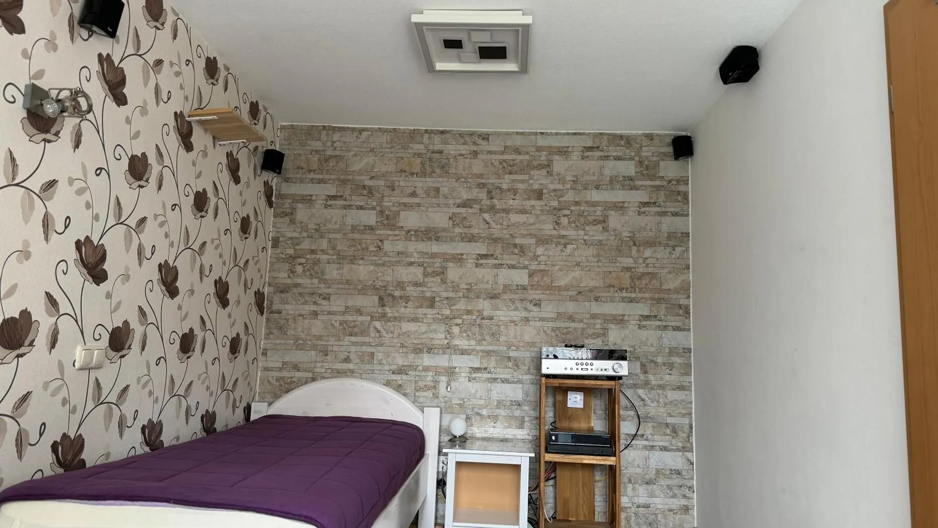 Messe-Apartment, 4 Schlafzimmer, 80 Qm, Garten - 6 Km Zur Messe, Verkehrsguenstig, Ruhig, Parkplaetze Nuremberg Germany